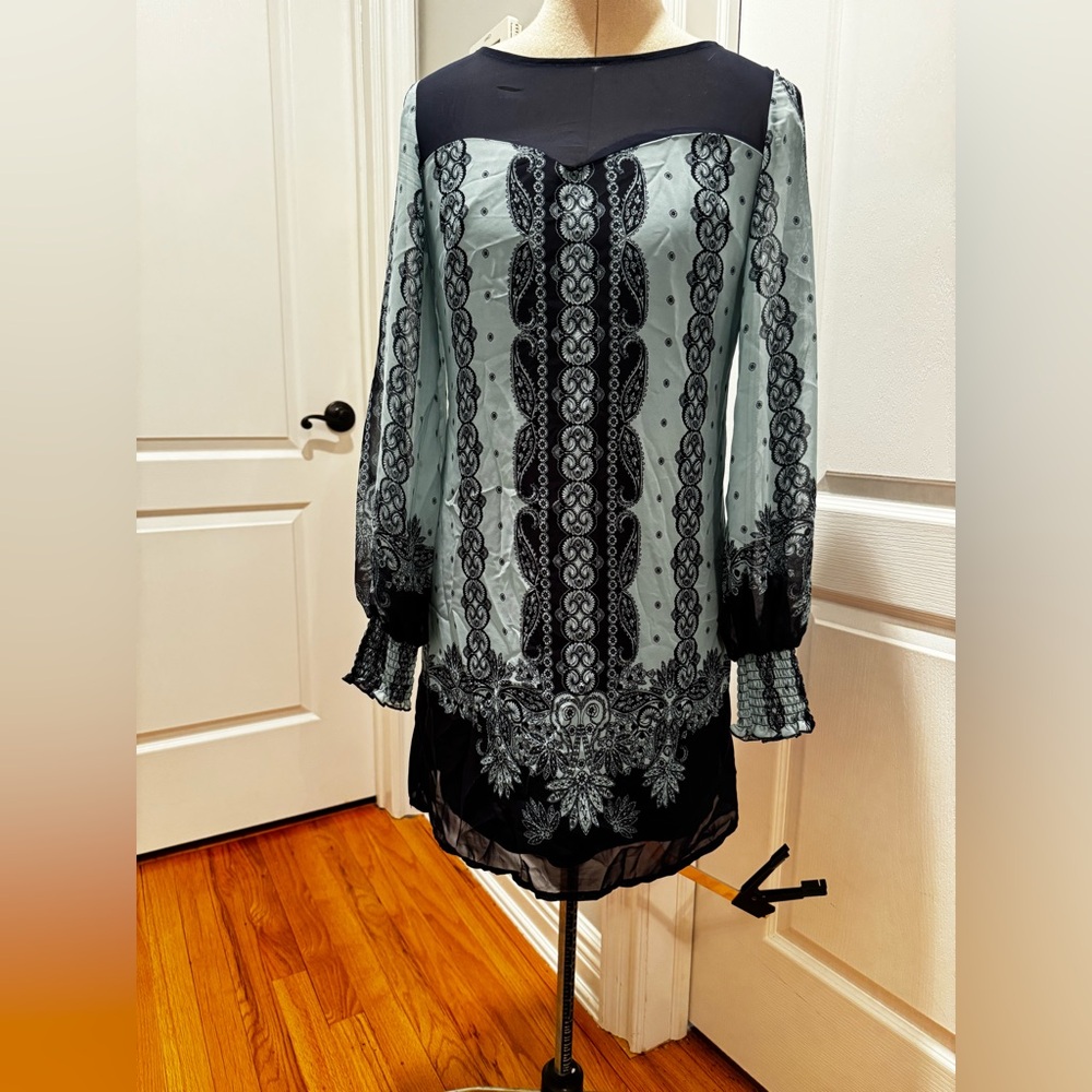 Xhiliaration long sleeve dress